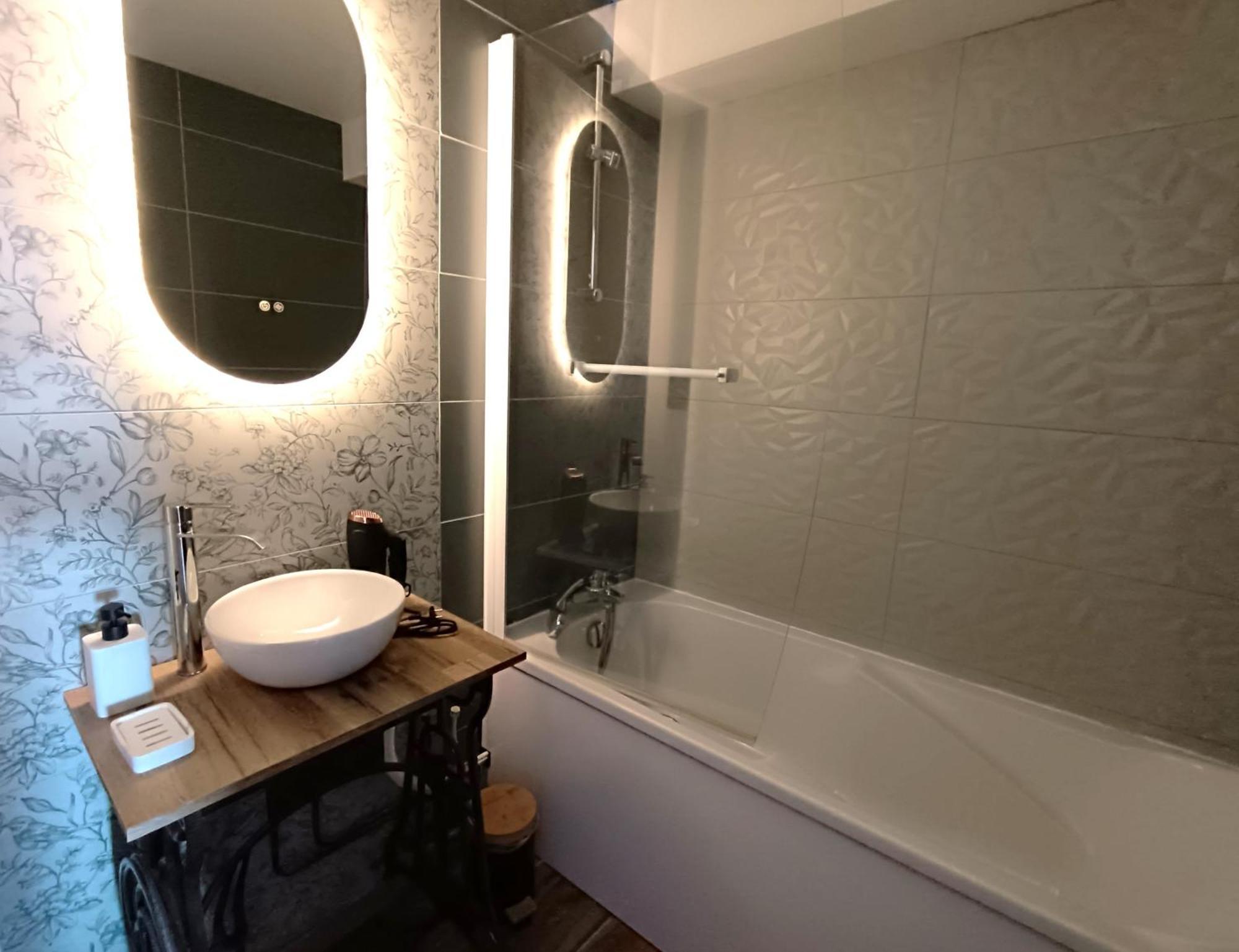 Studio Neuf Vue Mer Marina Deauville Exteriör bild