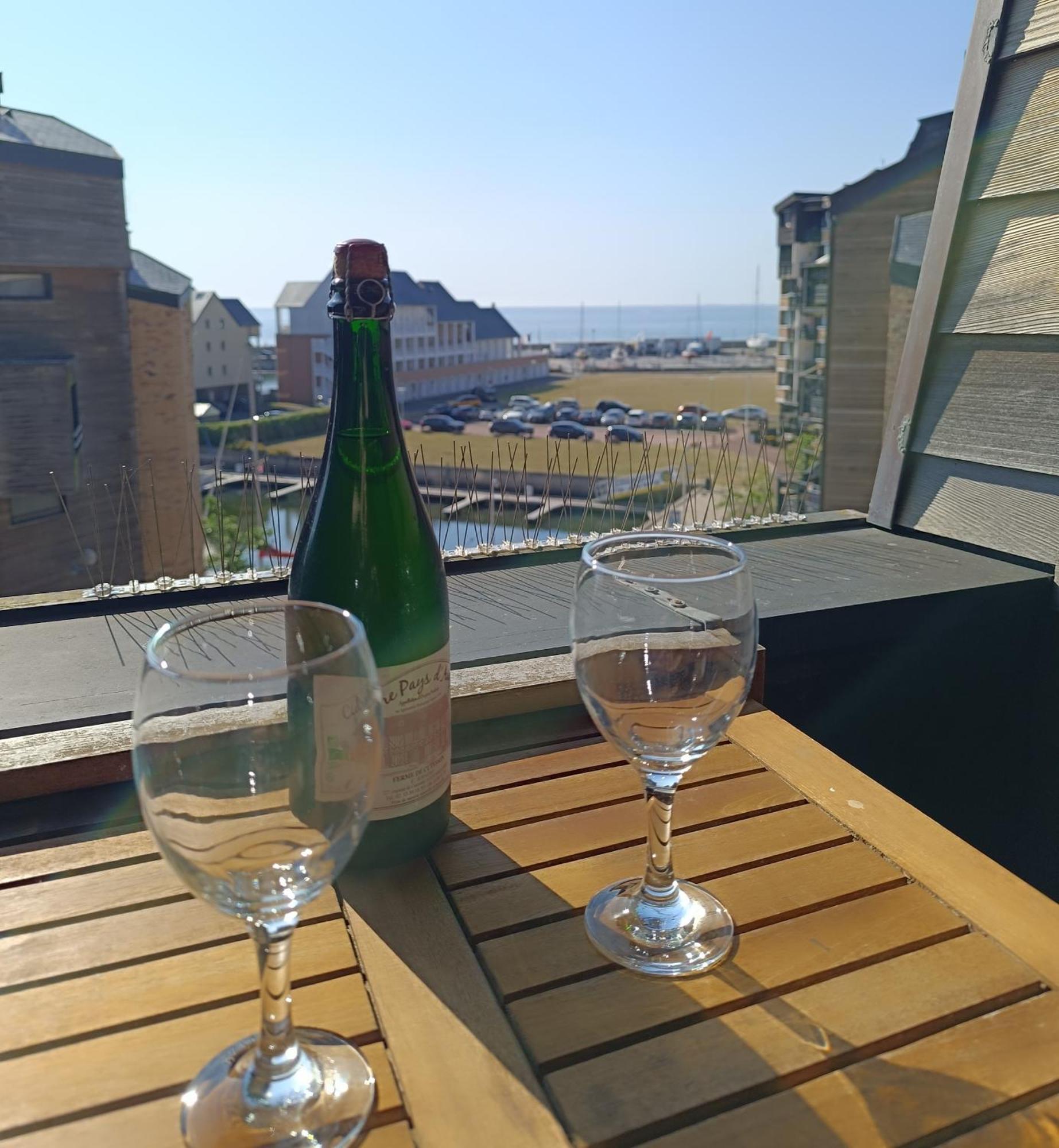 Studio Neuf Vue Mer Marina Deauville Exteriör bild